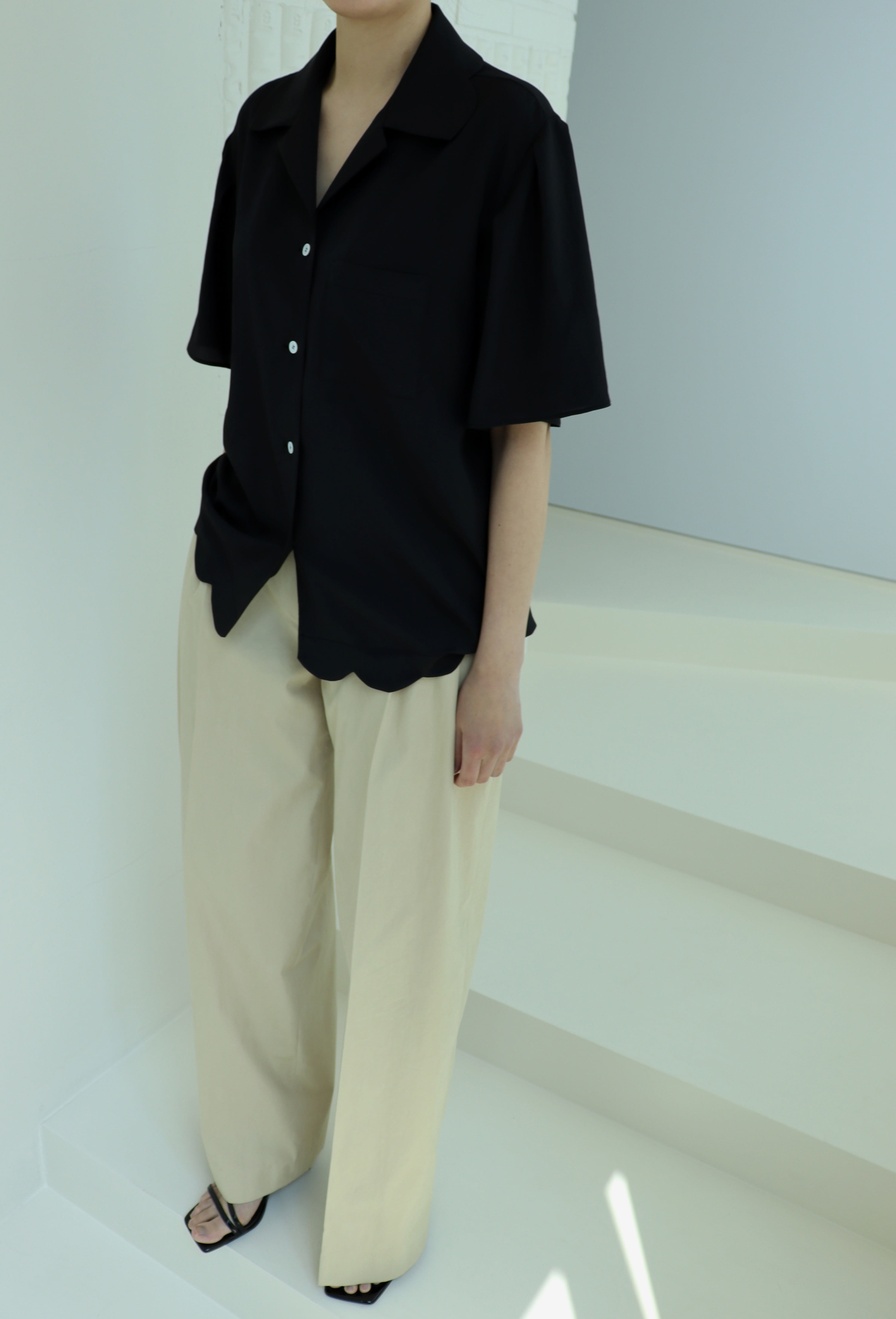 SUMMER 15% OFF [21SS] SCALLOP BLOUSE